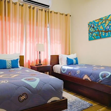 Placencia Louis' Apartments מראה חיצוני תמונה