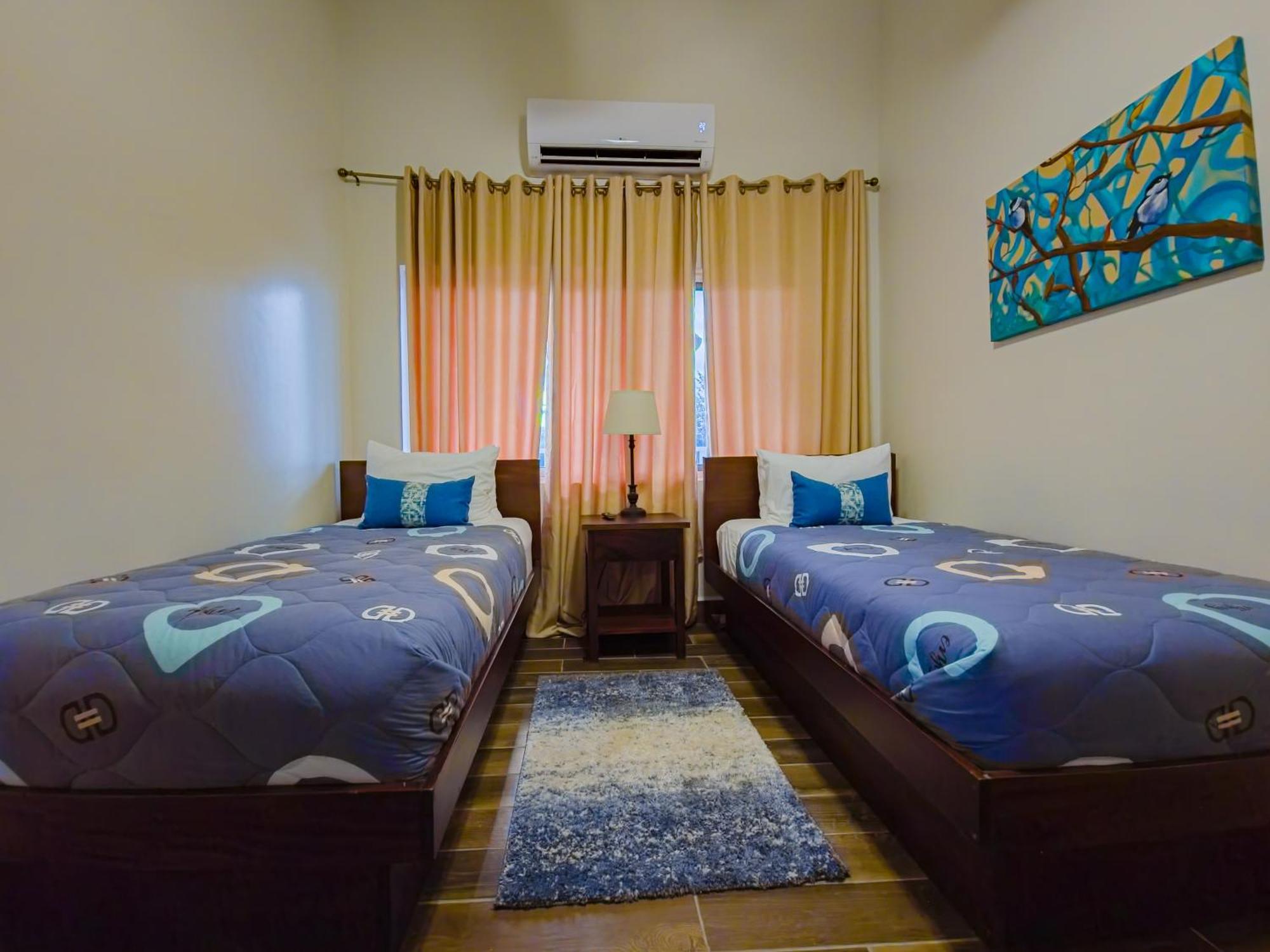 Placencia Louis' Apartments מראה חיצוני תמונה