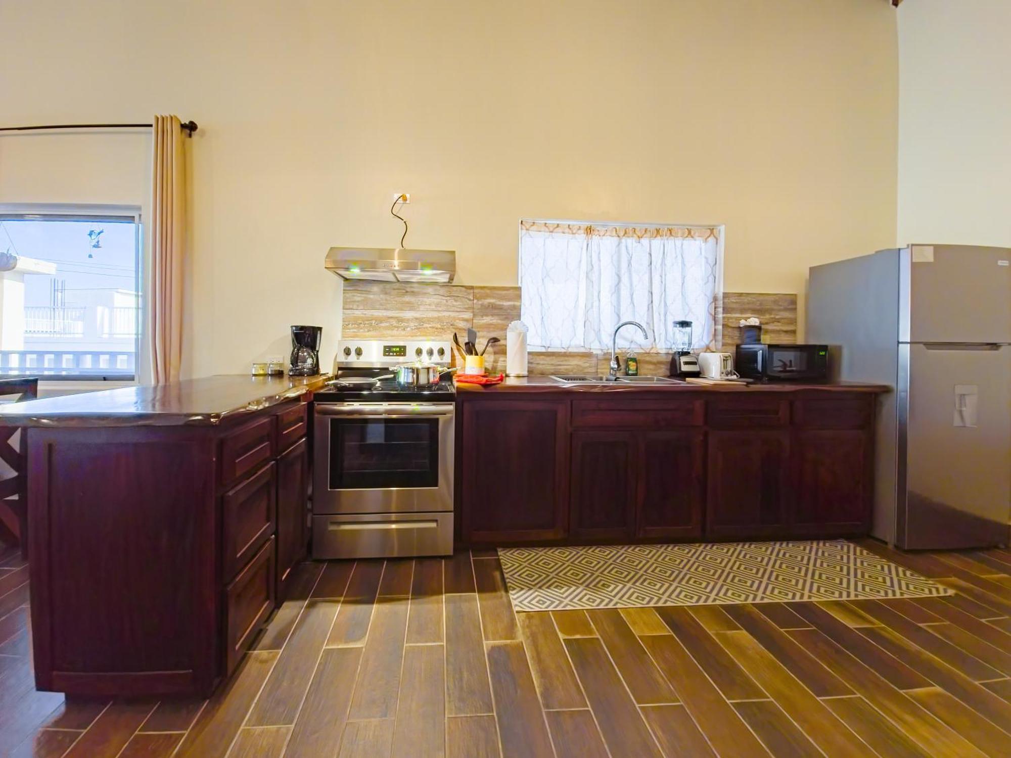 Placencia Louis' Apartments מראה חיצוני תמונה
