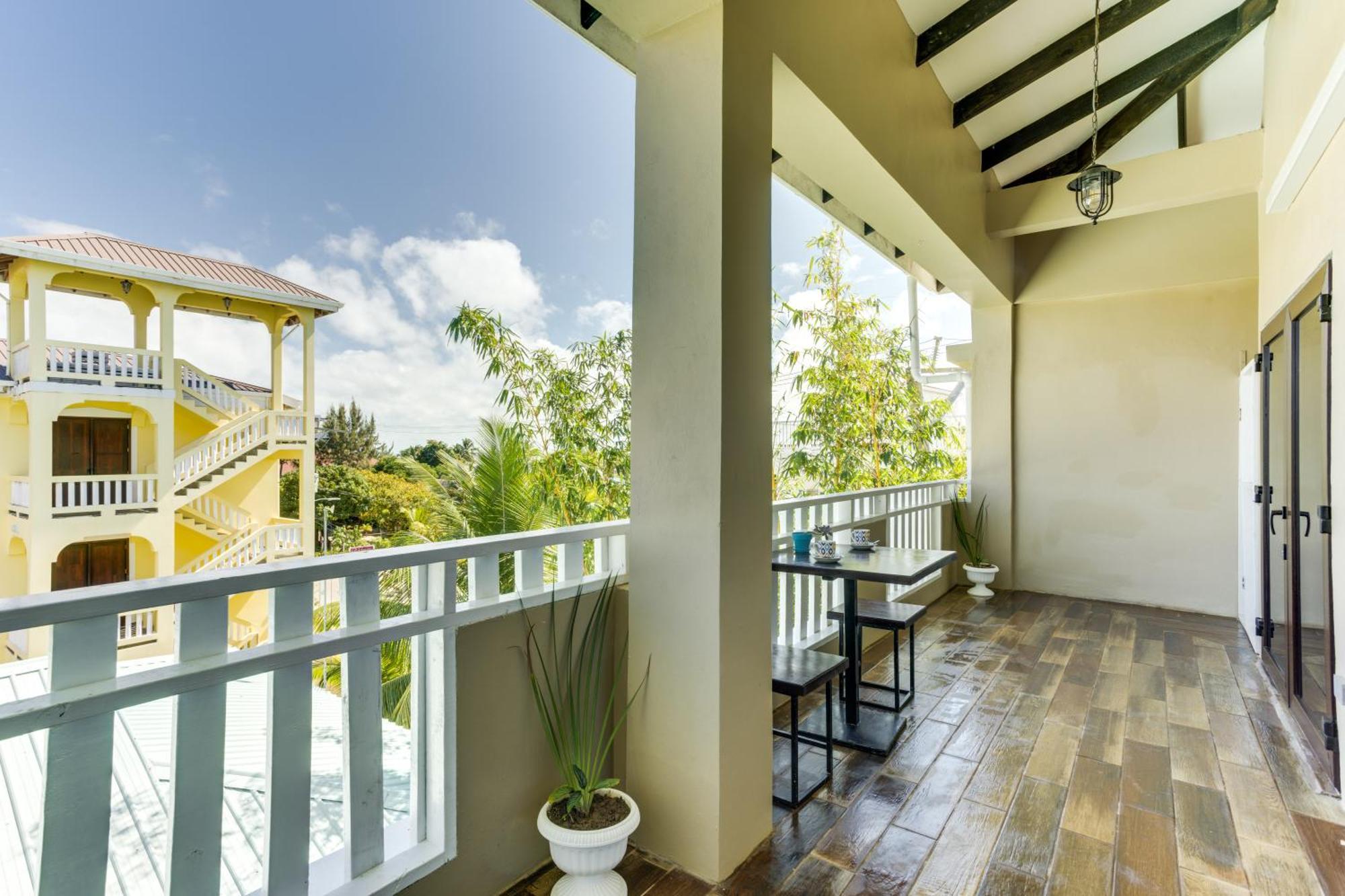 Placencia Louis' Apartments מראה חיצוני תמונה