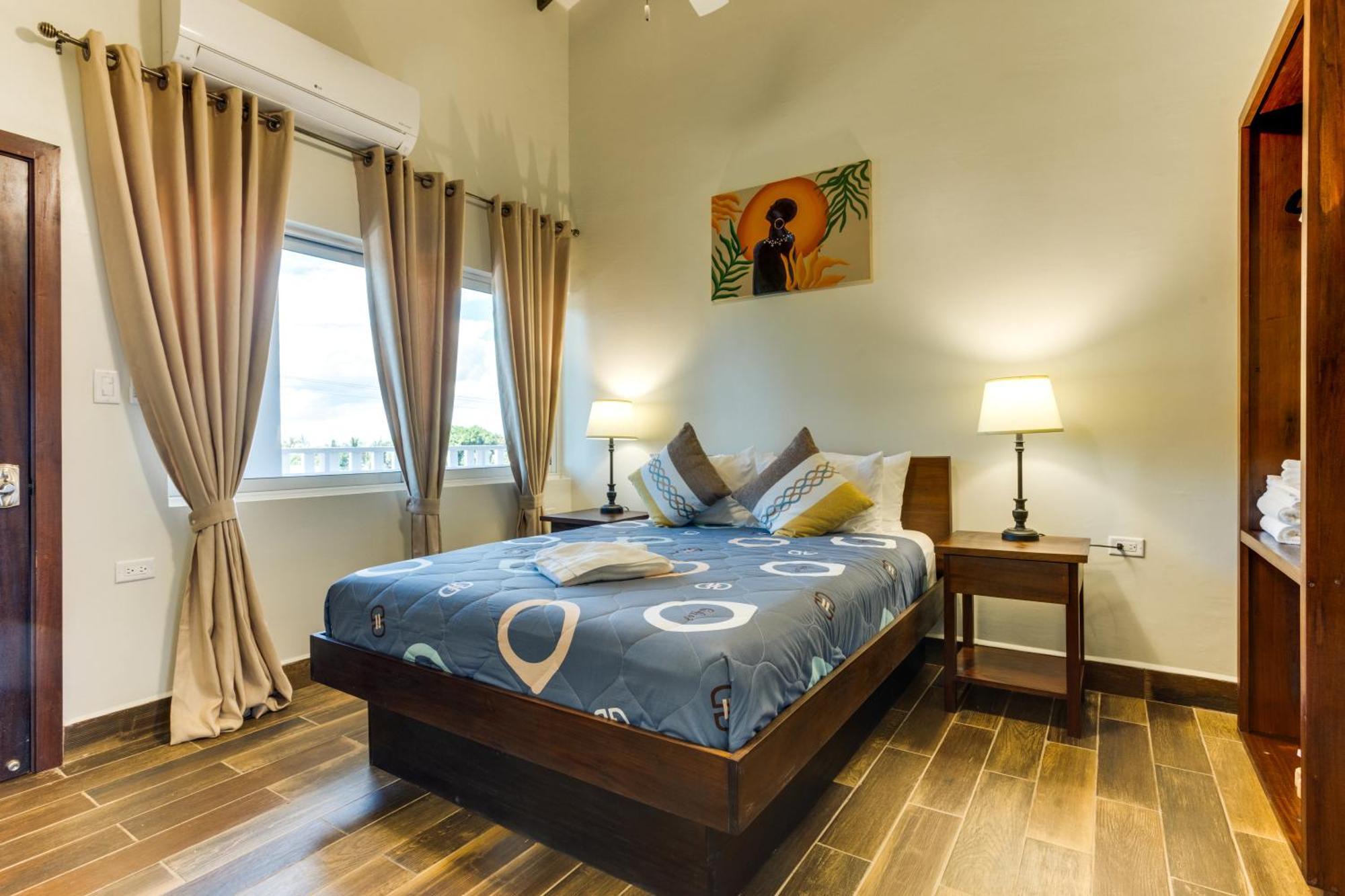 Placencia Louis' Apartments מראה חיצוני תמונה